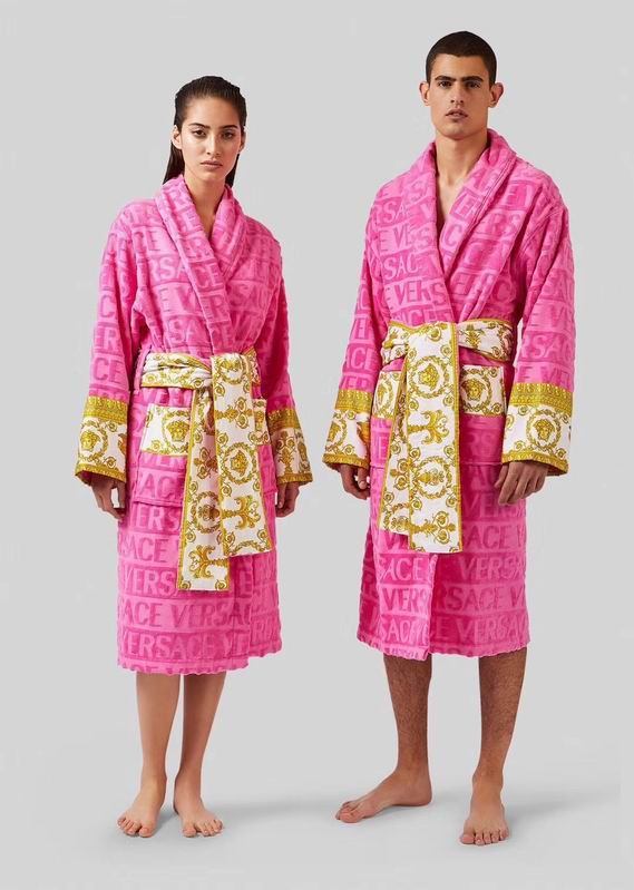 Versace Bathrobe   (3)